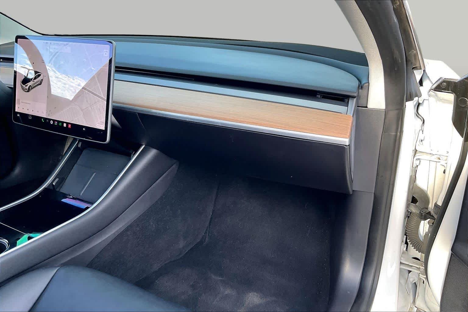 Used 2020 Pearl White Multi-Coat Tesla Standard Range image 15