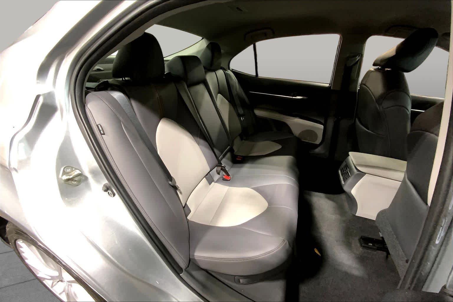 Certified Used 2020 Celestial Silver Metallic Toyota Hybrid XLE image 20