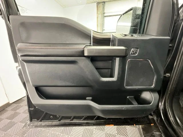 Used 2018 Black Ford Lariat image 13