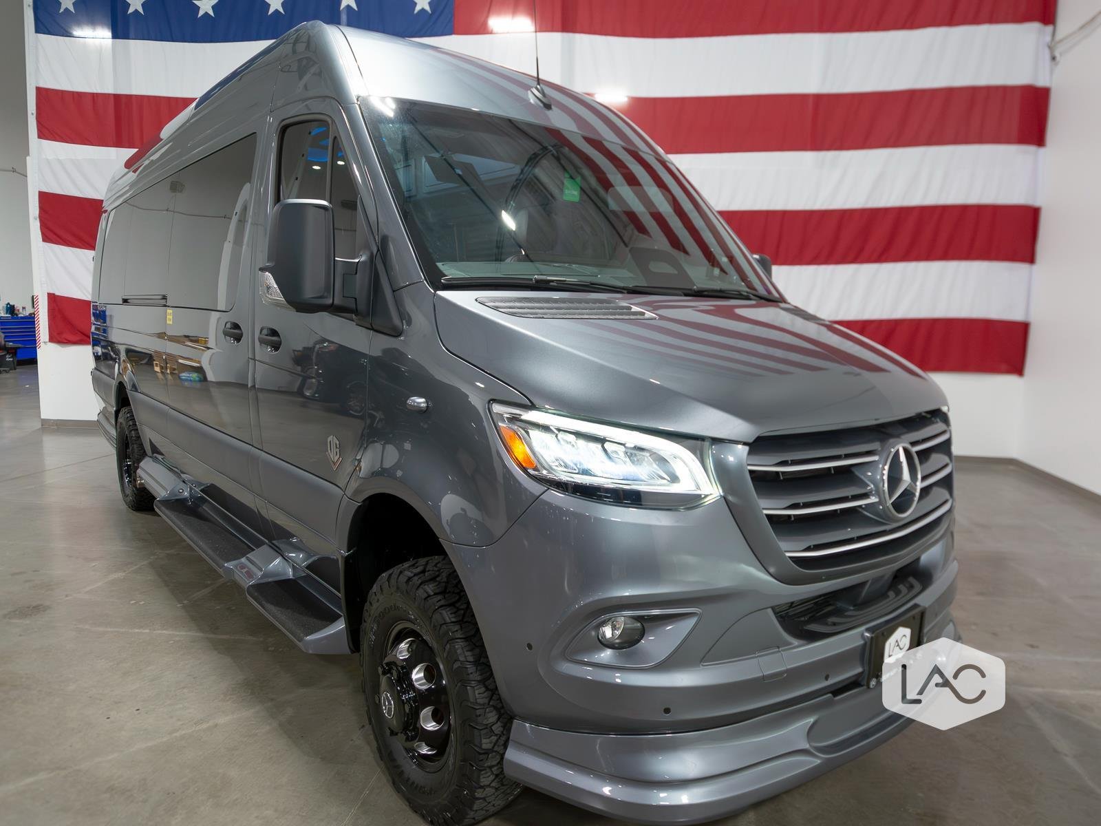 New 2026 Selenite gray metallic OGV Luxury Coach AWD ULTIMATE 1080ah ADV Pkg image 36