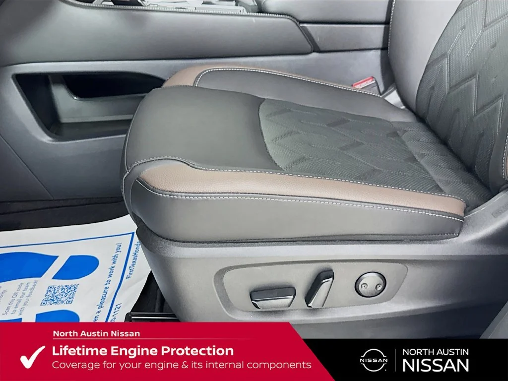 New 2026 Gray Nissan Platinum image 23