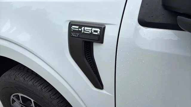 Used 2023 White Ford XLT image 38