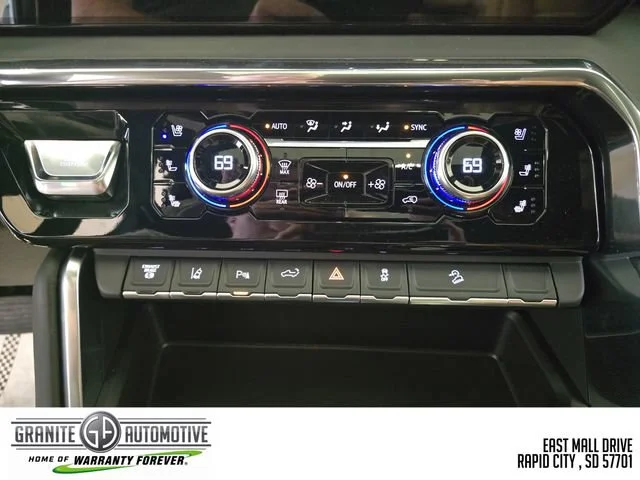 New 2026 Glacier White Tricoat GMC Denali Ultimate image 18
