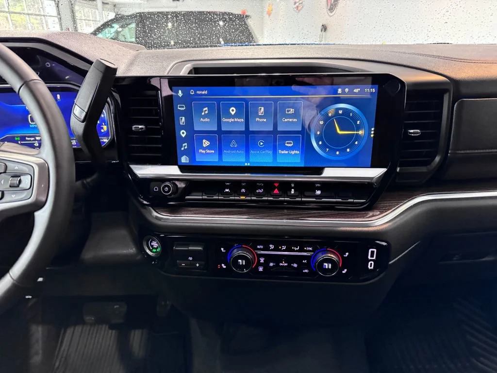 2025 Chevrolet Silverado 1500 LT - Photo 15