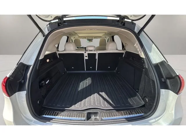 Used 2021 White Mercedes-Benz GLE 350 image 32
