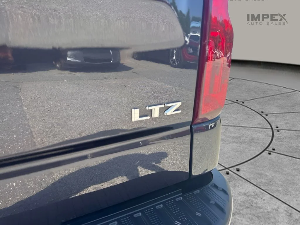 Used 2023 Gray Chevrolet LTZ image 21