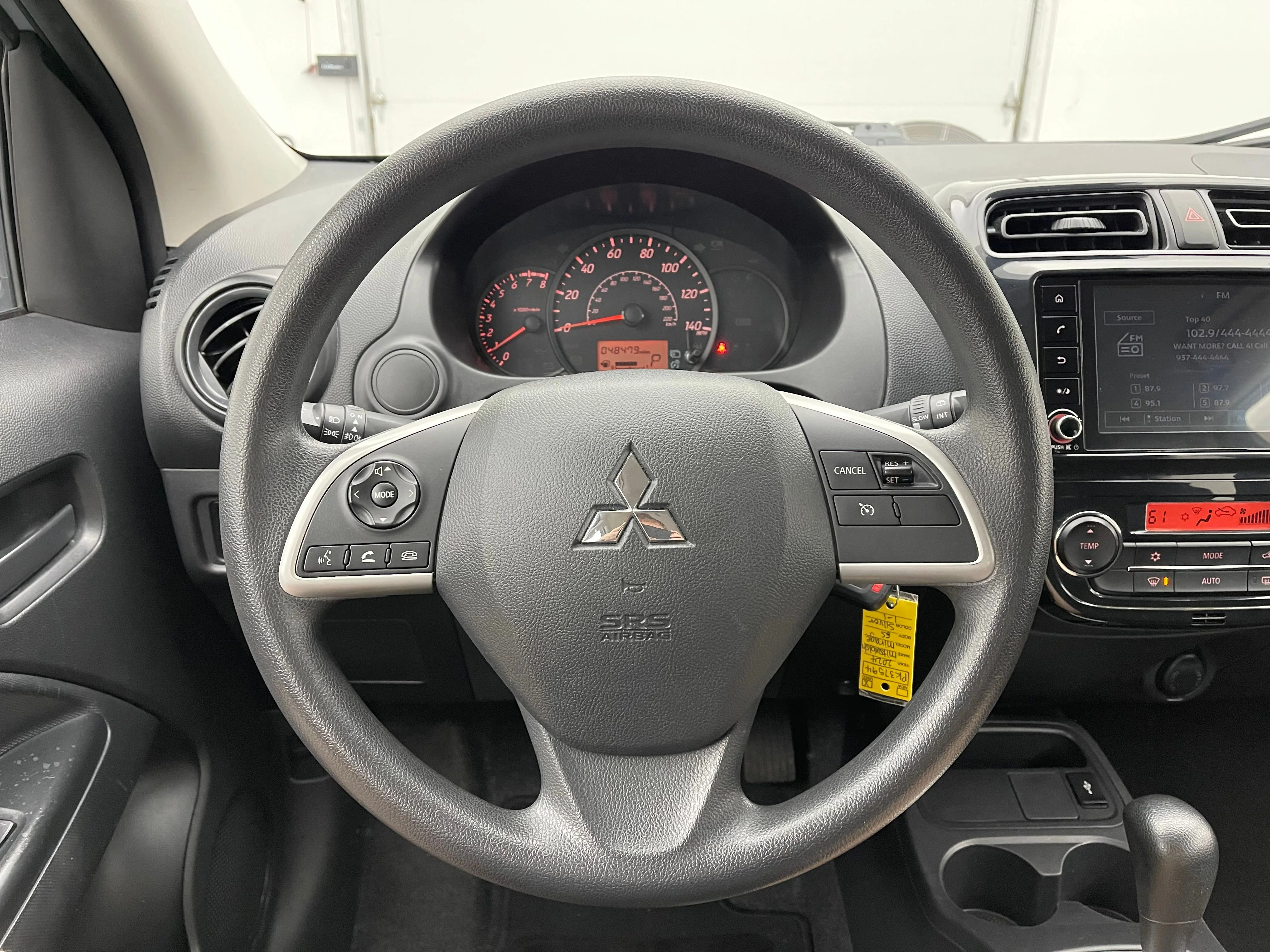 Used 2024 Silver Mitsubishi ES image 17
