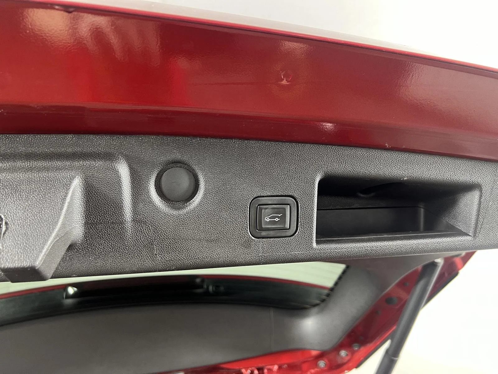 Used 2024 Radiant Red Tintcoat Chevrolet LT image 25