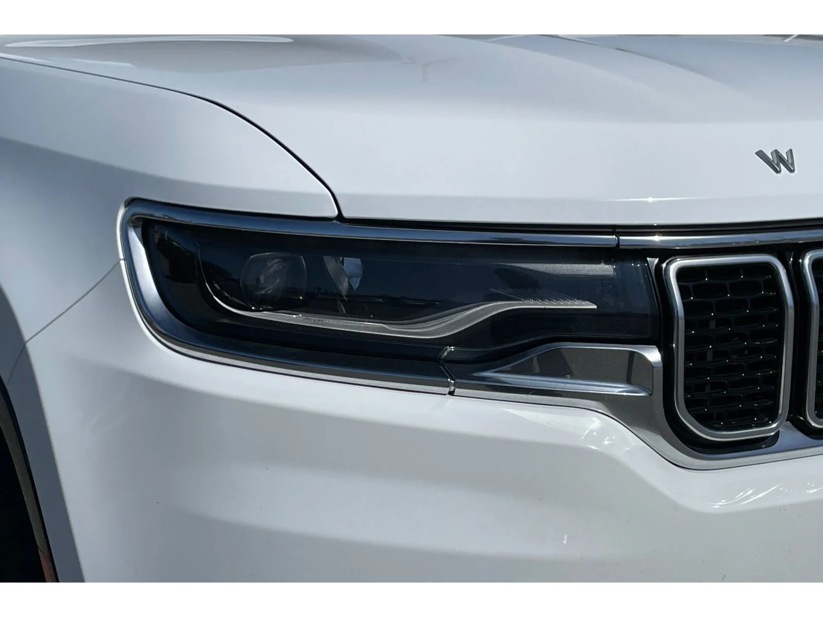 Used 2024 Bright White Clearcoat Jeep Series II image 53