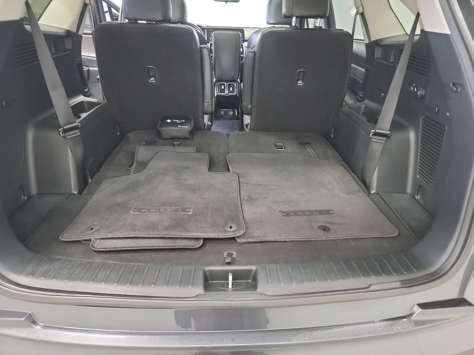 Used 2021 Gravity Grey Kia SX image 25