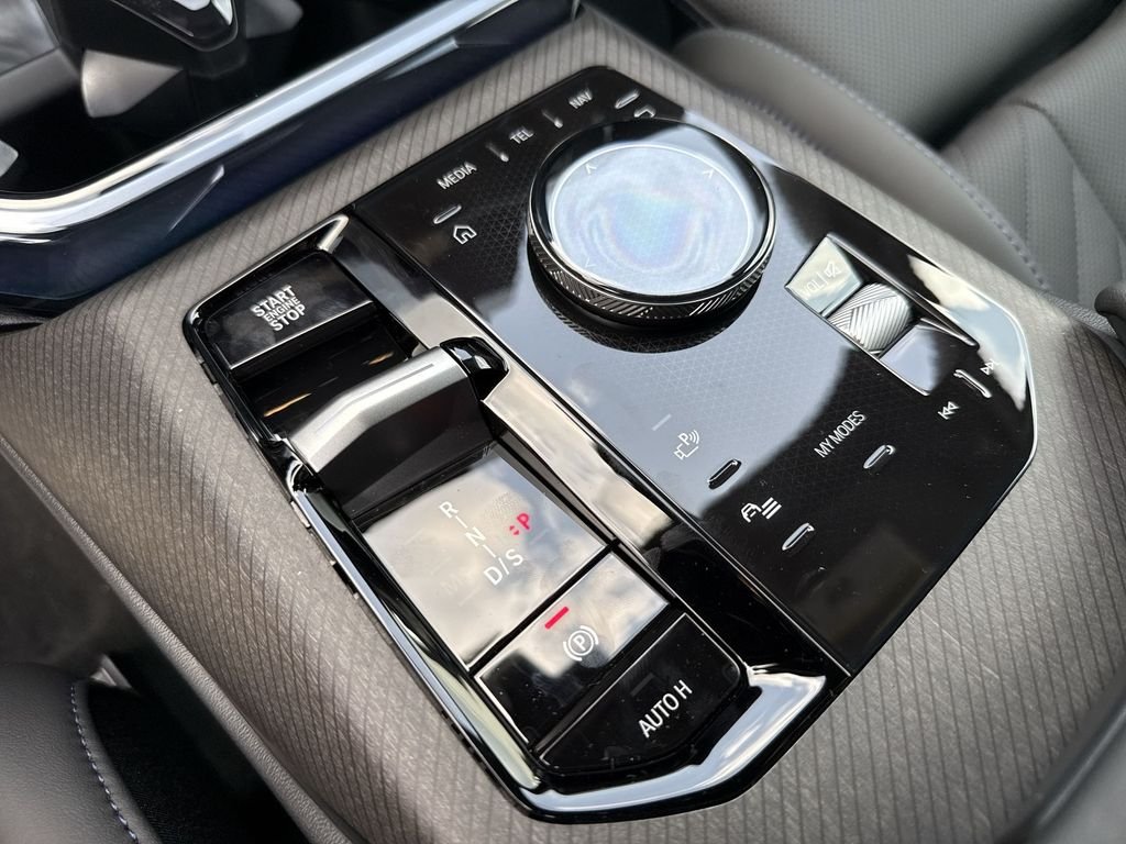 New 2026 White BMW M50 xDrive image 16