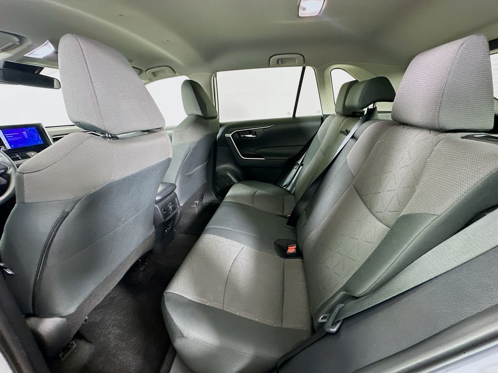 Used 2024 White Toyota XLE image 23