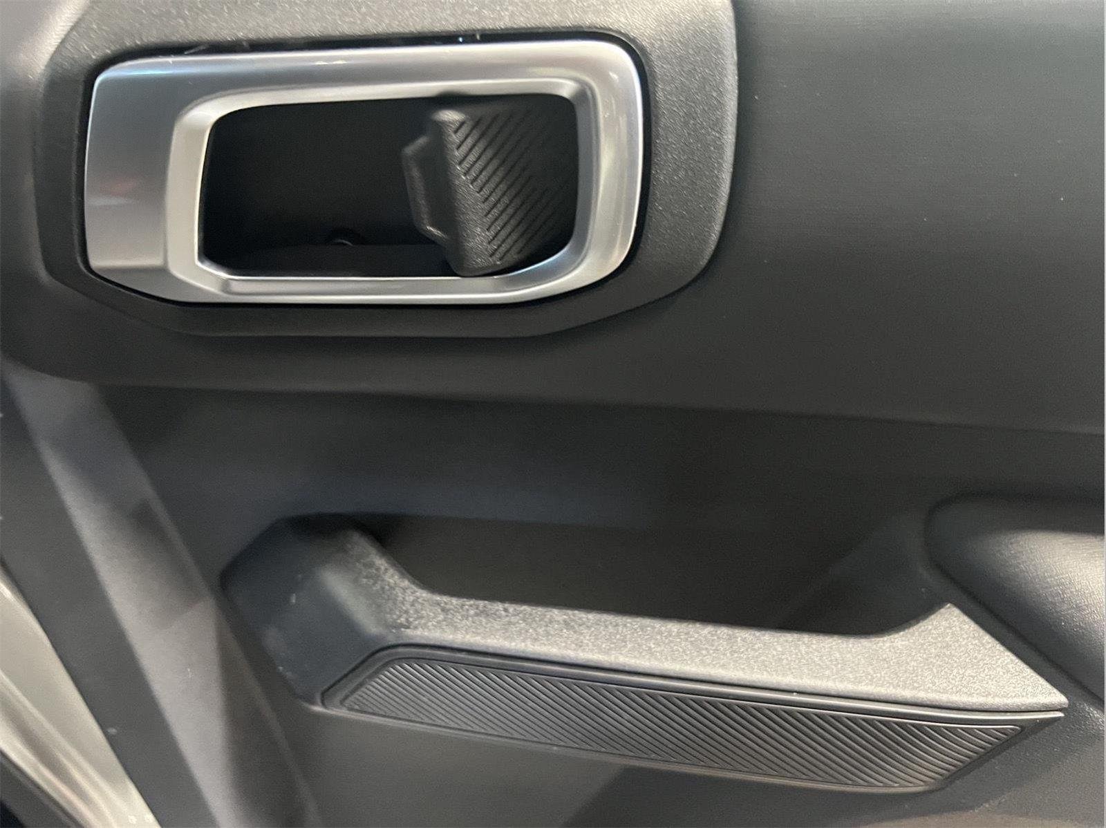 Used 2026 Avalanche Gray Ford Outer Banks image 16
