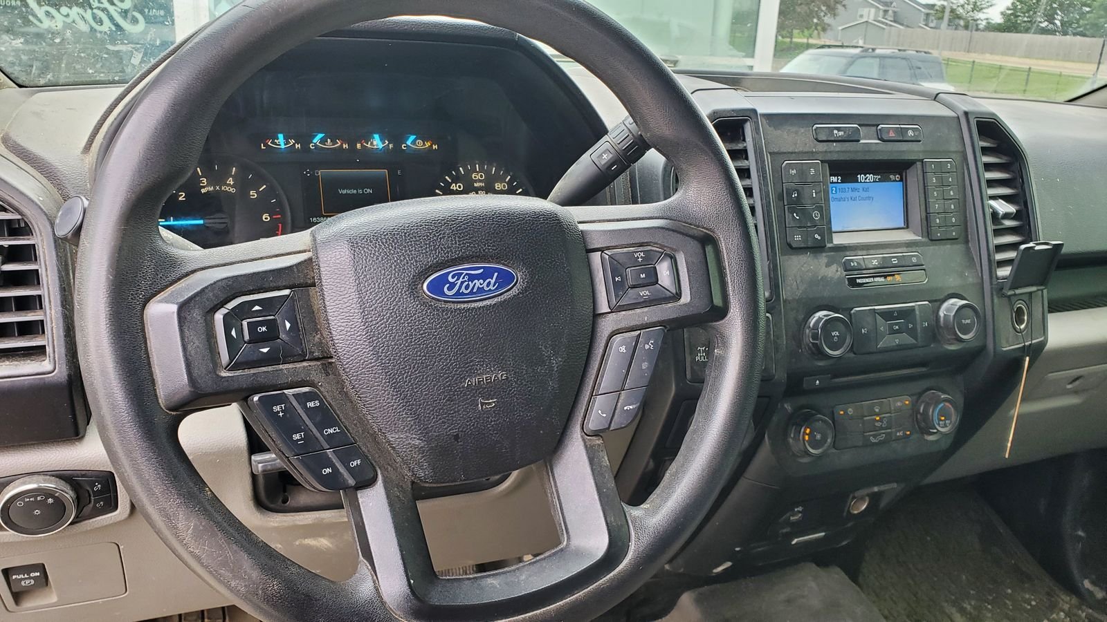 Used 2018 White Ford XL image 6