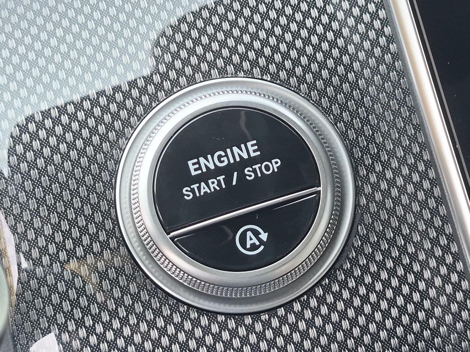 New 2027 Graphite Grey Metallic Mercedes-Benz GLC 300 image 30