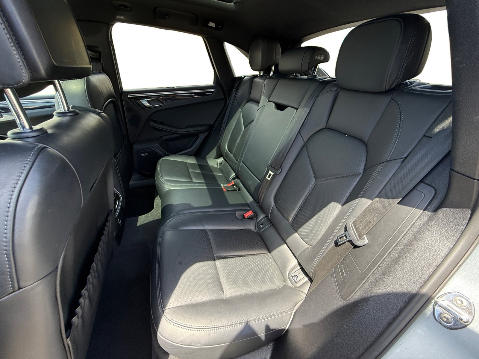 Used 2020 Dolomite Silver Metallic Porsche Base image 16