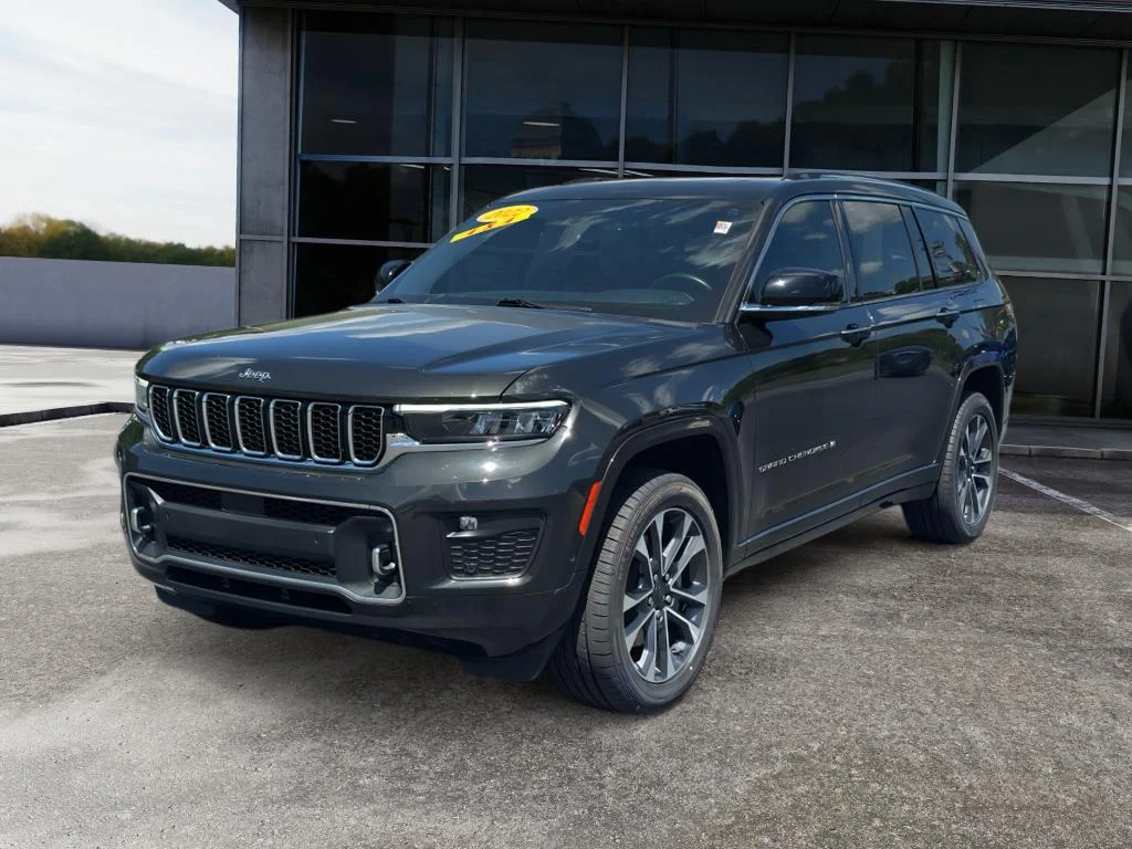 2022 Jeep Grand Cherokee L Overland 4x4's photo