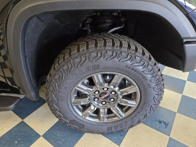 New 2026 Onyx Black GMC AT4X image 11