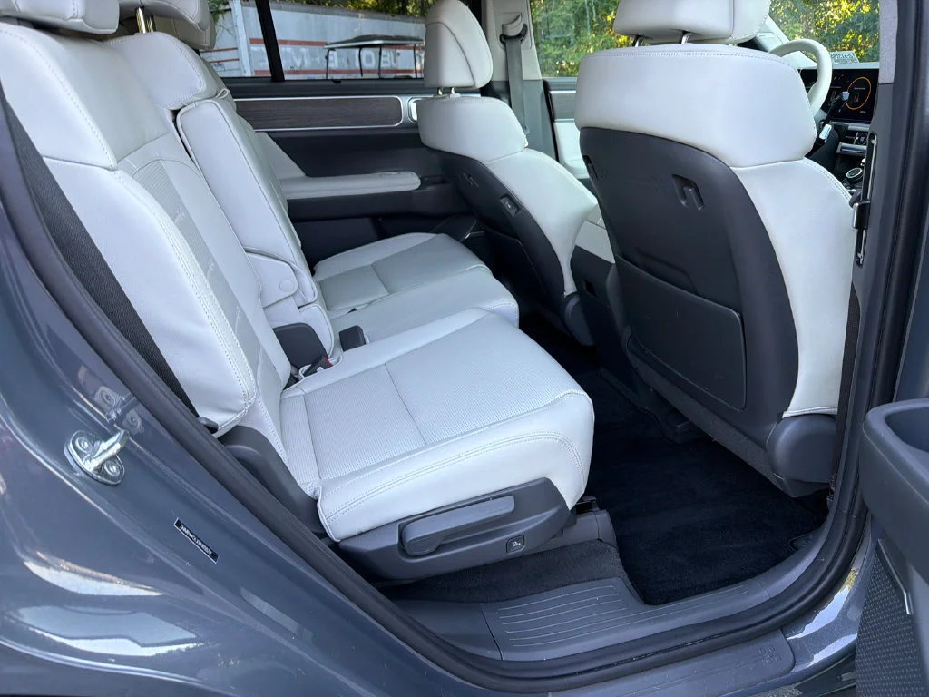 Used 2024 Gray Hyundai Limited image 15