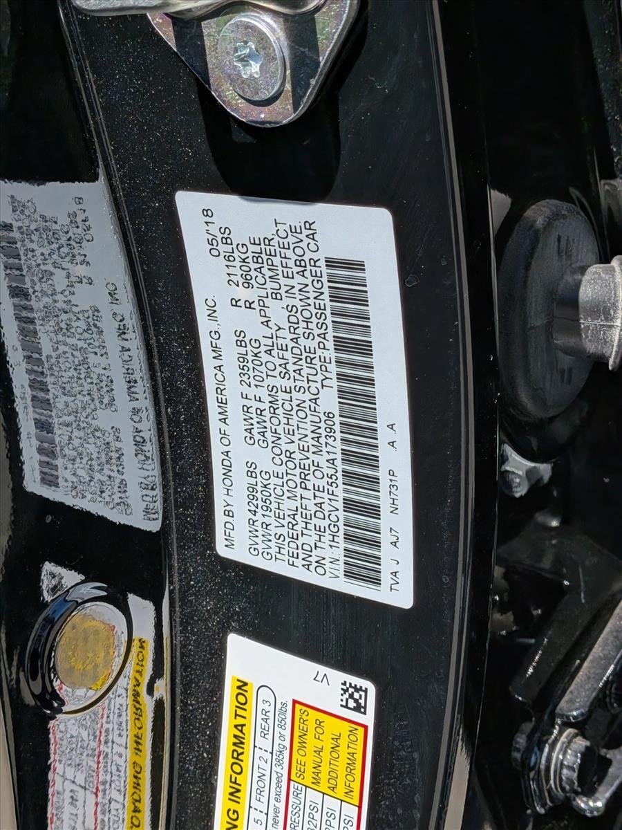 Used 2018 Crystal Black Pearl Honda EX-L 1.5T image 25