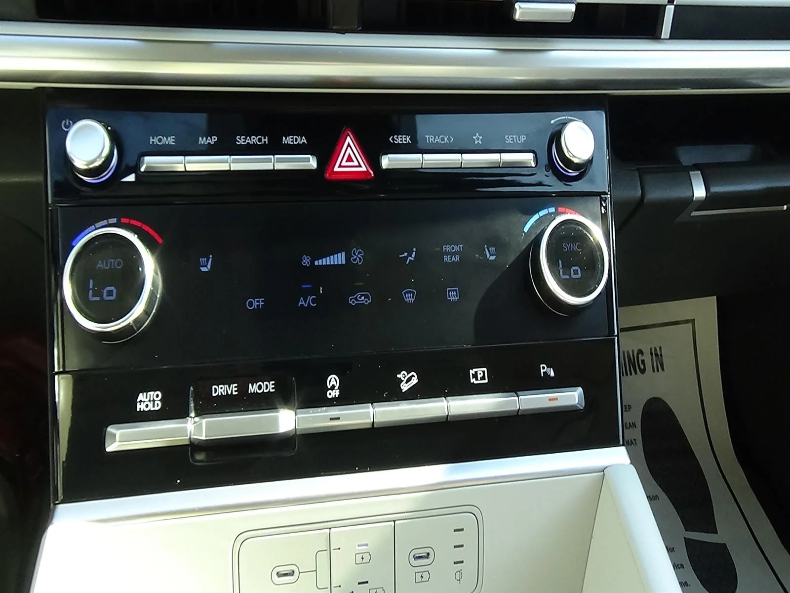 Used 2025 Serenity White Pearl (w6h) Hyundai SEL image 29