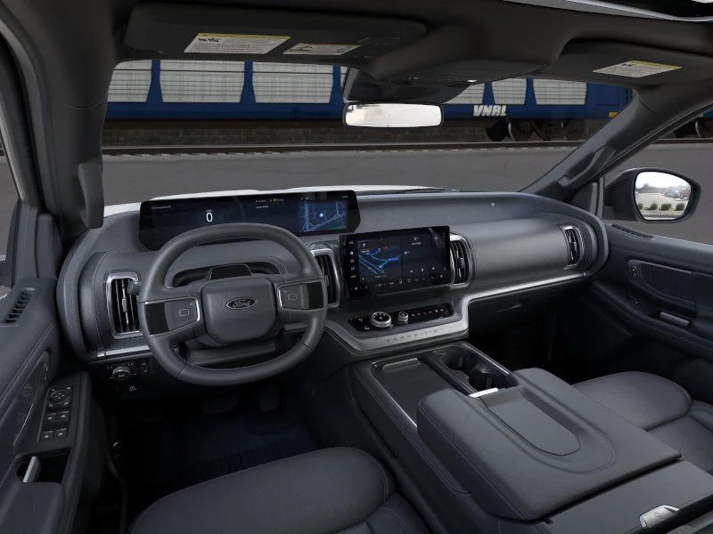 New 2026 Star White Metallic Tri-Coat Ford Platinum image 9
