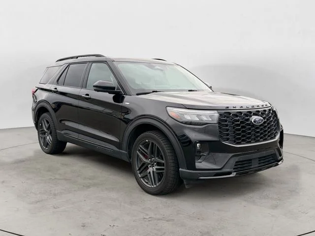 Used 2025 Black Ford ST-Line image 3