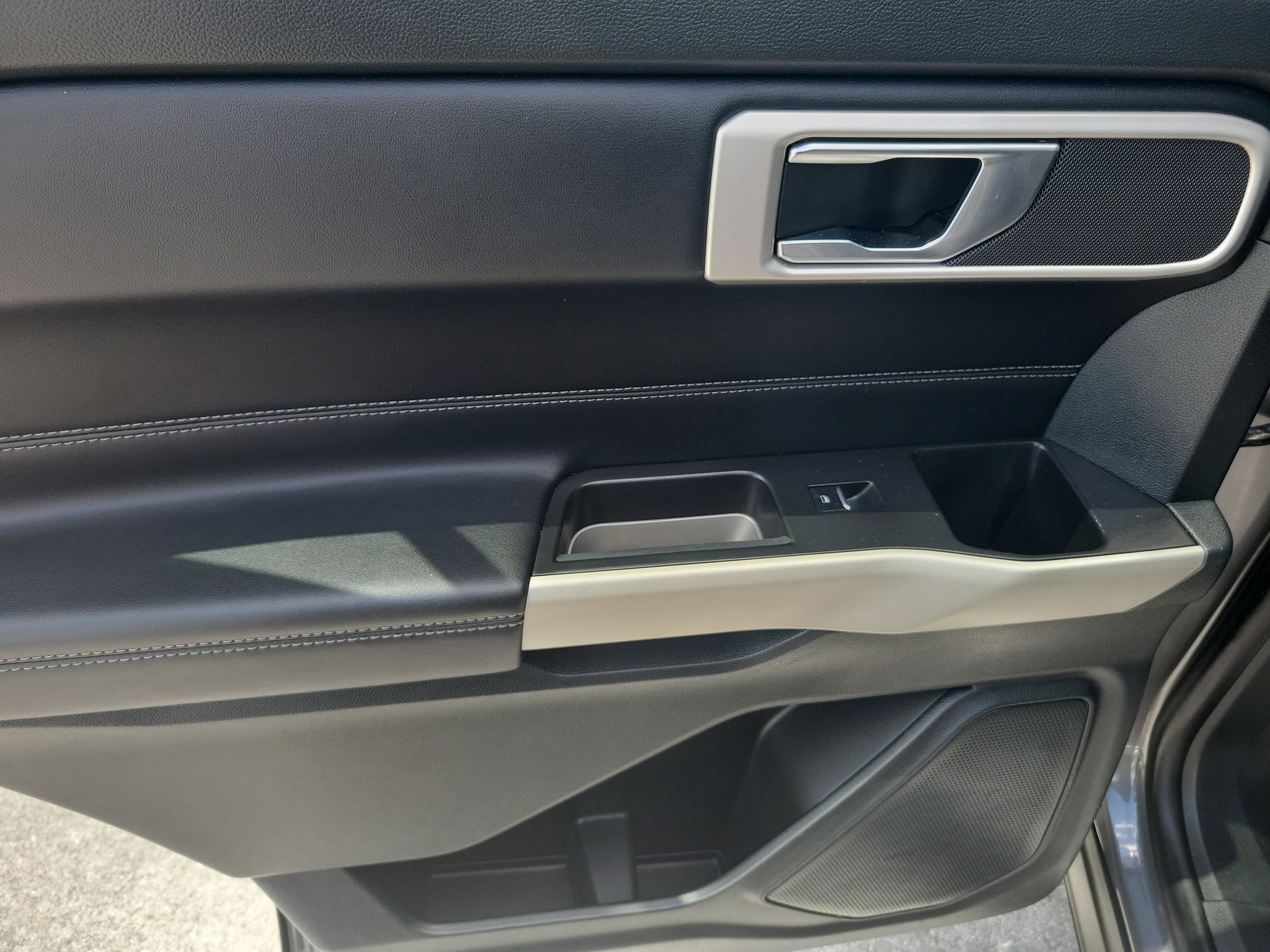 Used 2021 Gray Metallic Ford XLT image 11