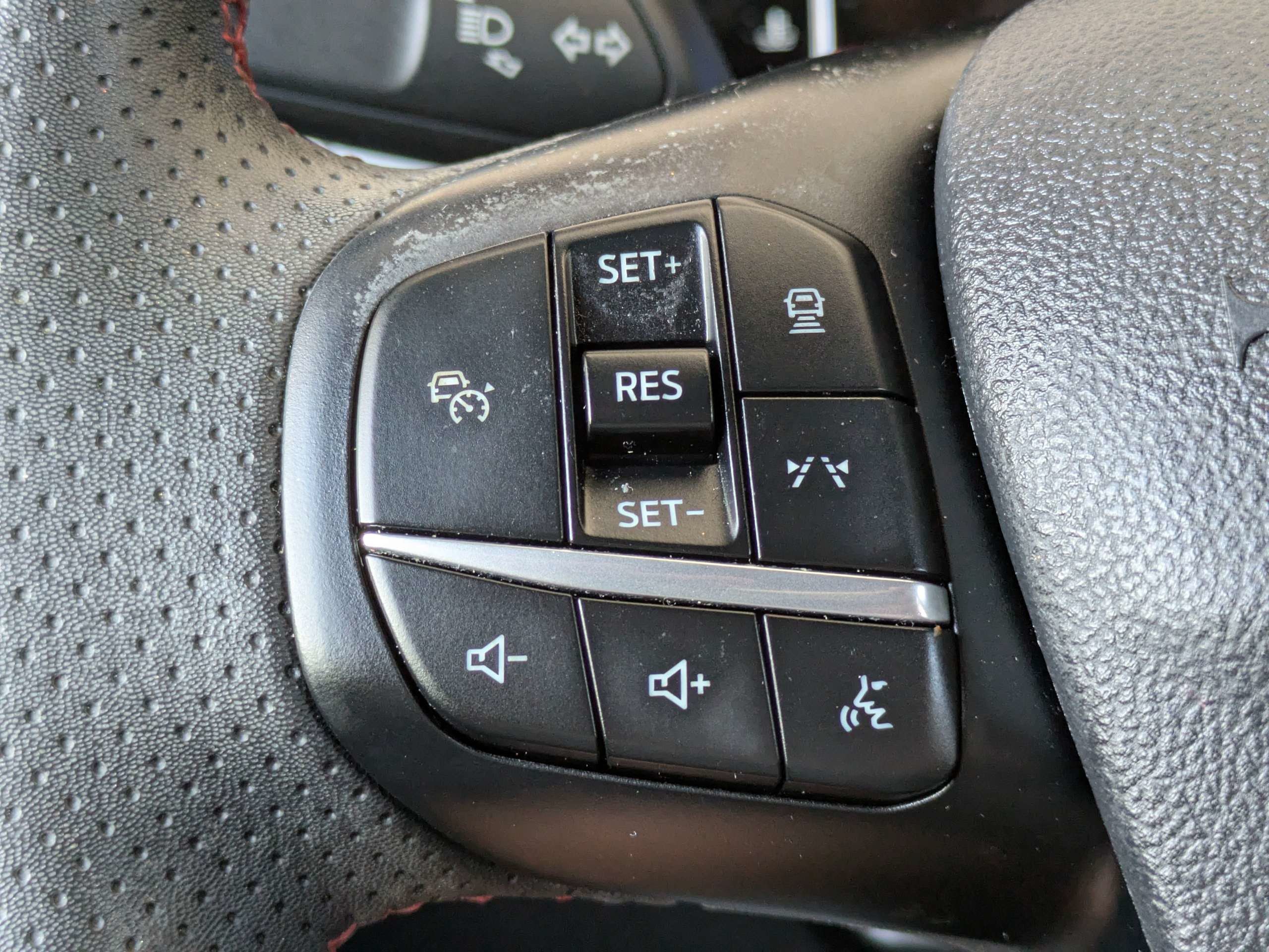 Used 2023 Carbonized Gray Metallic Ford ST-Line image 25