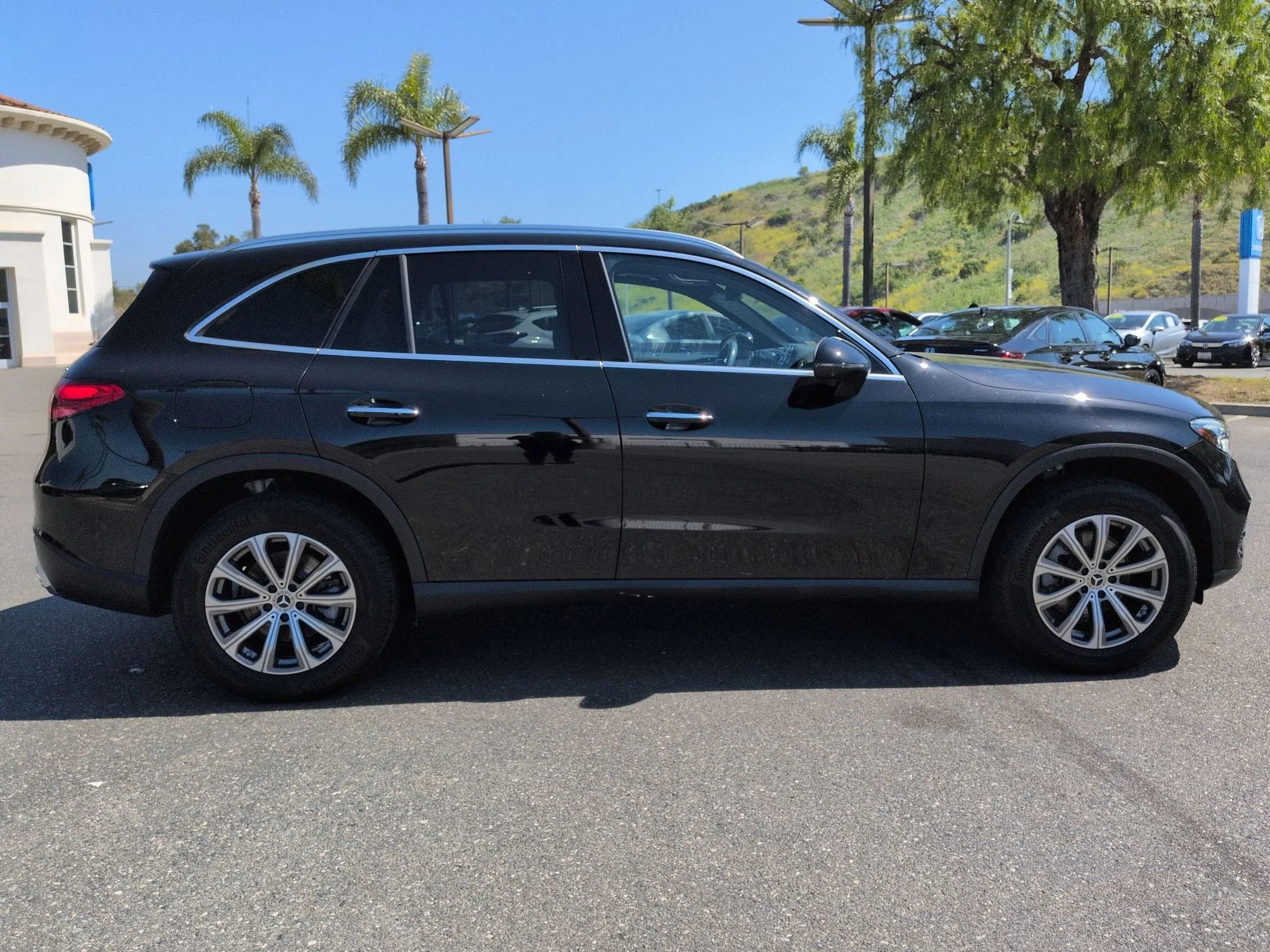 2023 Mercedes-Benz GLC GLC 300 - Photo 6