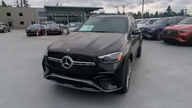 Used 2025 Black Mercedes-Benz GLE 580 image 3