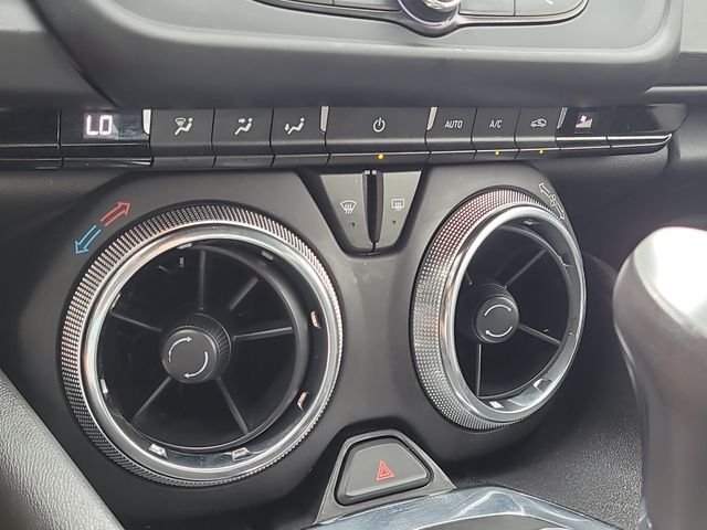 Used 2023 Gray Chevrolet 1LT image 18