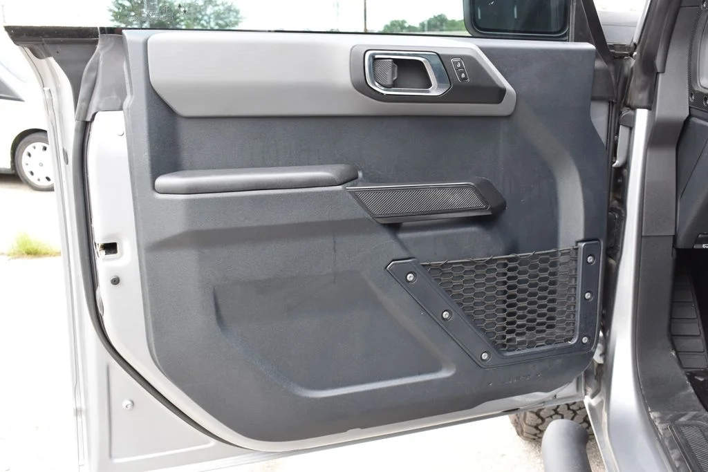 Used 2024 Silver Metallic Ford Black Diamond image 8