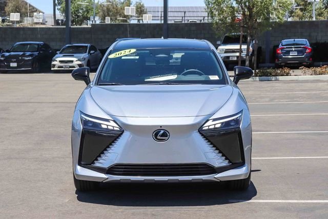 Certified Used 2024 IRIDIUM Lexus 300e Premium image 2