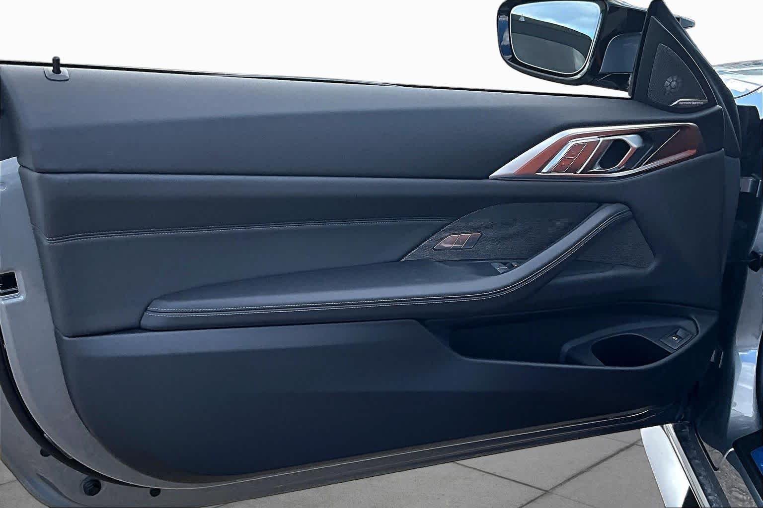 Used 2027 Skyscraper Grey Metallic BMW  image 17