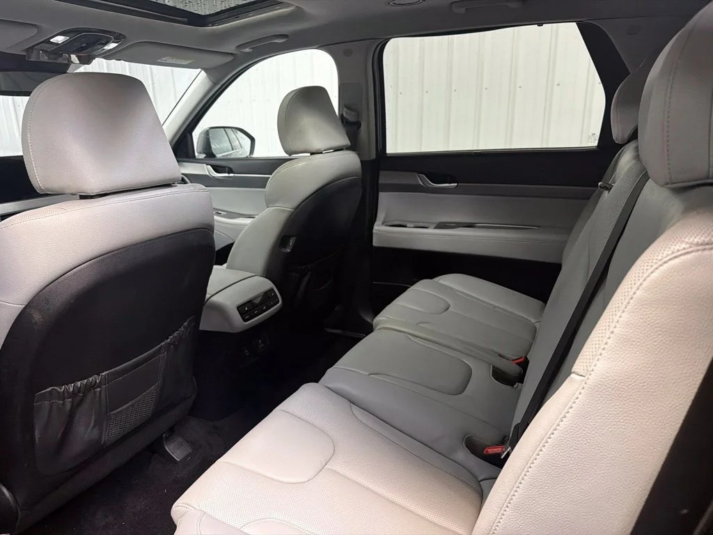 Used 2022 Gray Hyundai SEL image 30
