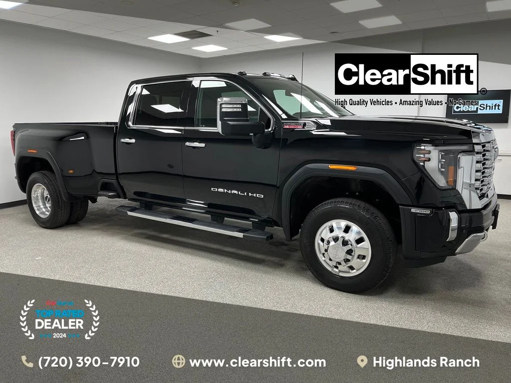 2025 GMC Sierra Denali 4WD Crew Cab Standard Box SRW's photo
