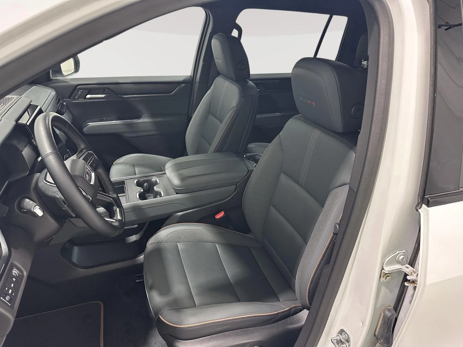 Used 2024 Summit White GMC AT4 image 19
