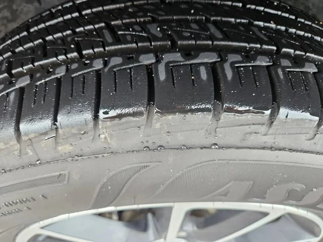 Used 2019 Black Dodge SE Plus image 28