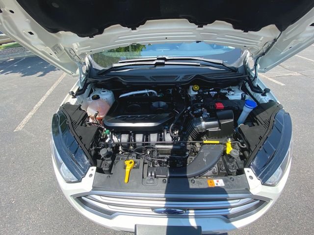Used 2021 White Ford SE image 26