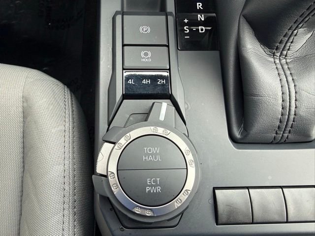 2025 Toyota Tacoma SR5 - Photo 18