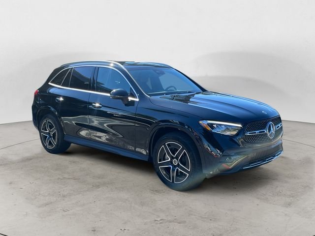 New 2026 Black Mercedes-Benz GLC 300 image 7