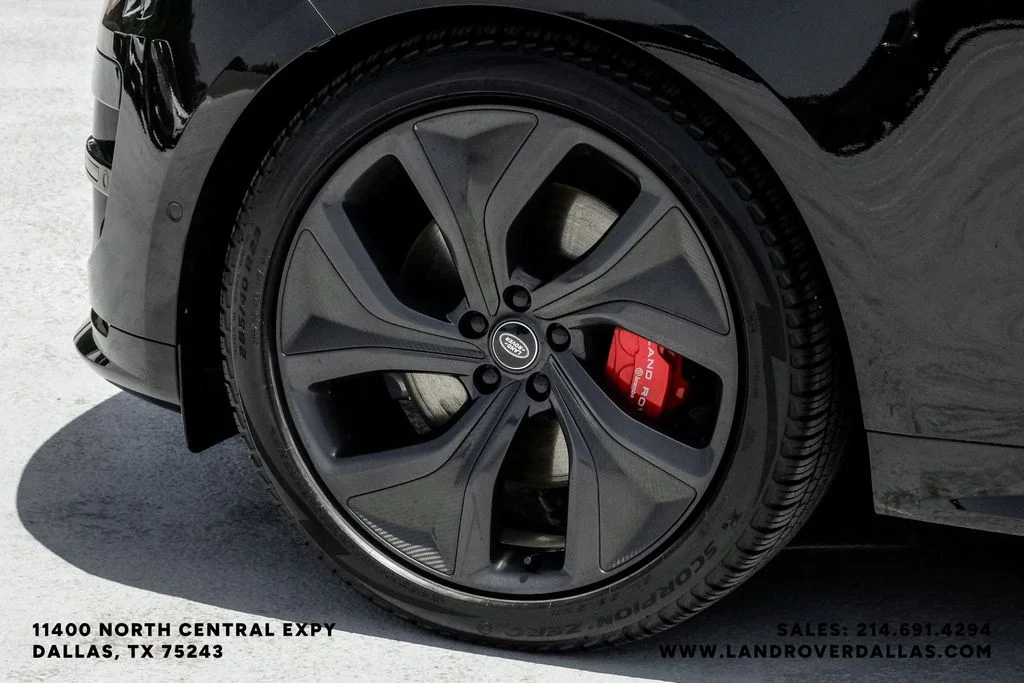 Certified Used 2024 SV Bespoke Match to Sample in Gloss Finish Land Rover Autobiography image 57