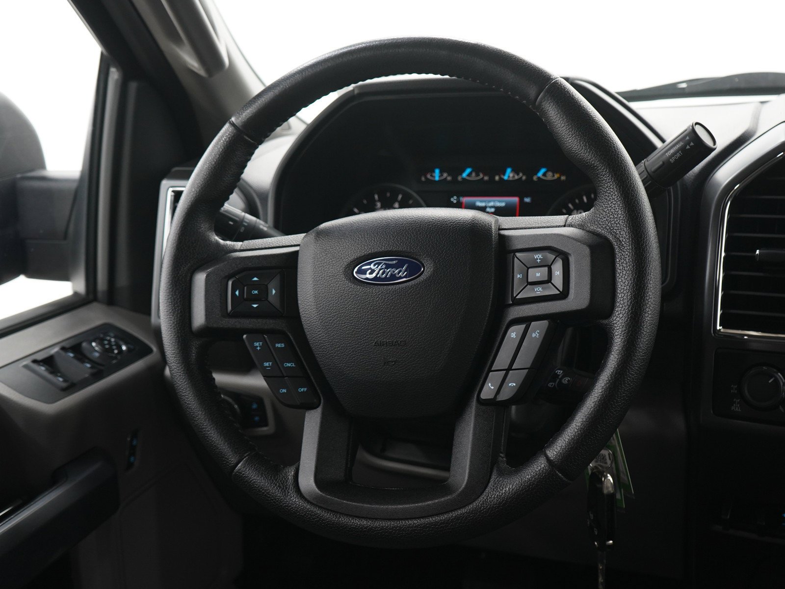 Used 2015  Ford XLT image 17