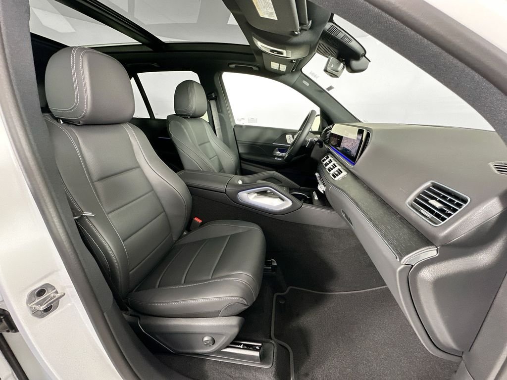 New 2026 MANUFAKTUR Moonlight White Magno Mercedes-Benz GLE 450 image 30