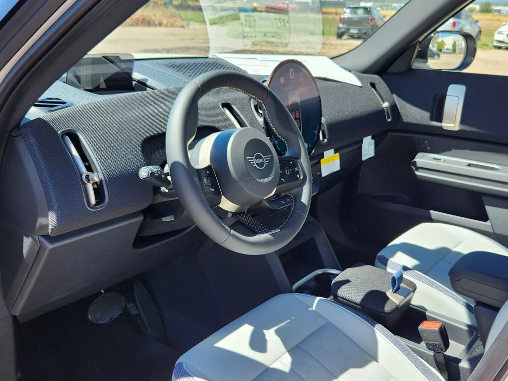 New 2027 Nanuq White Metallic MINI S Oxford Edition image 9