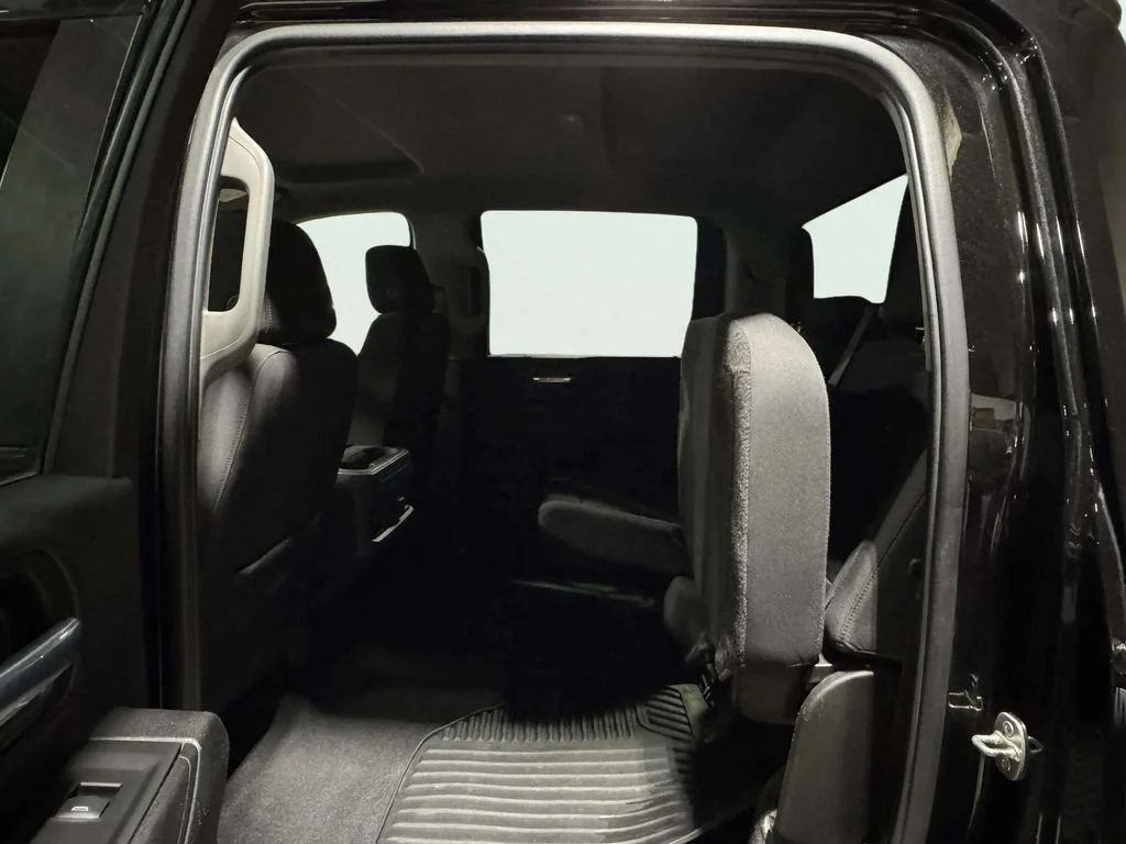Used 2021 Black Chevrolet LT image 22