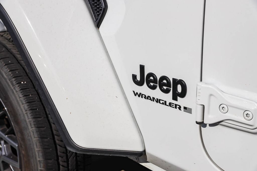 2025 Jeep Wrangler 4-Door Sahara - Photo 8