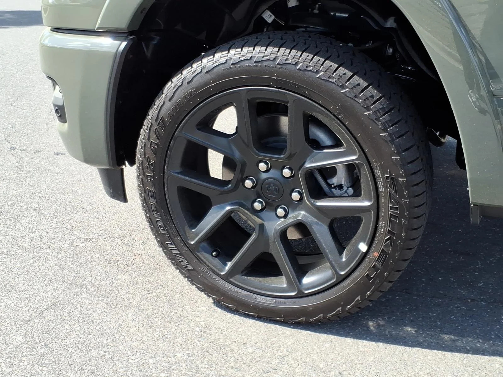New 2026 Canyon Lake Exterior Paint RAM Laramie image 11