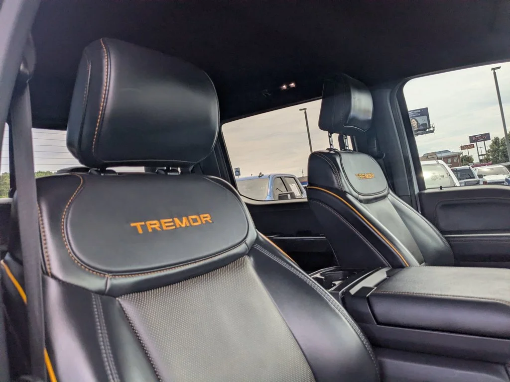 Used 2023  Ford Tremor image 28